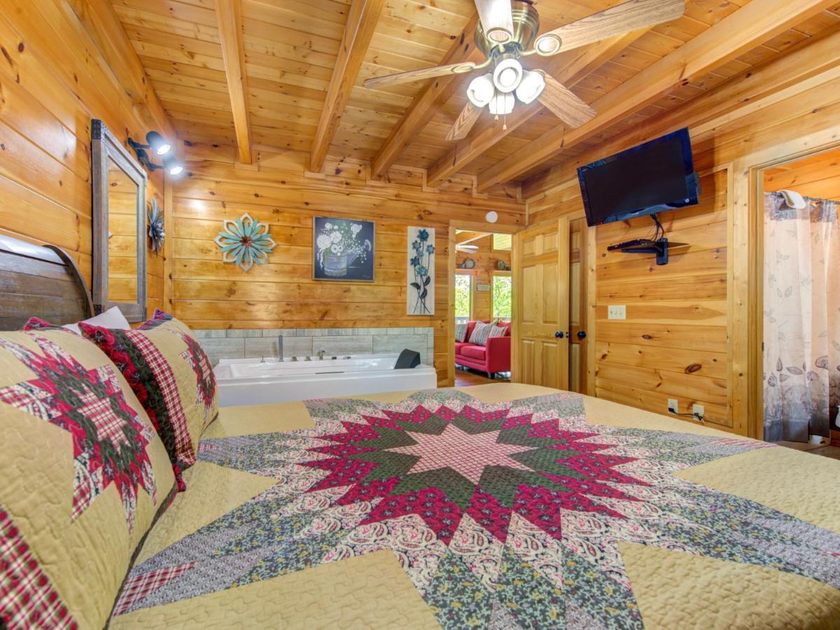 Macys Hideaway Villa Sevierville Dış mekan fotoğraf